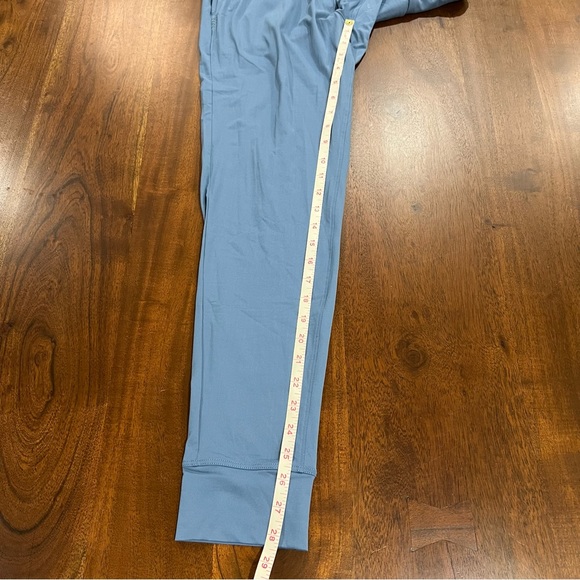 Rhone Reign All Around Joggers Size Small - Picture 9 of 9